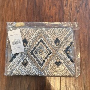 NWT Elegant Embroidered Clutch
